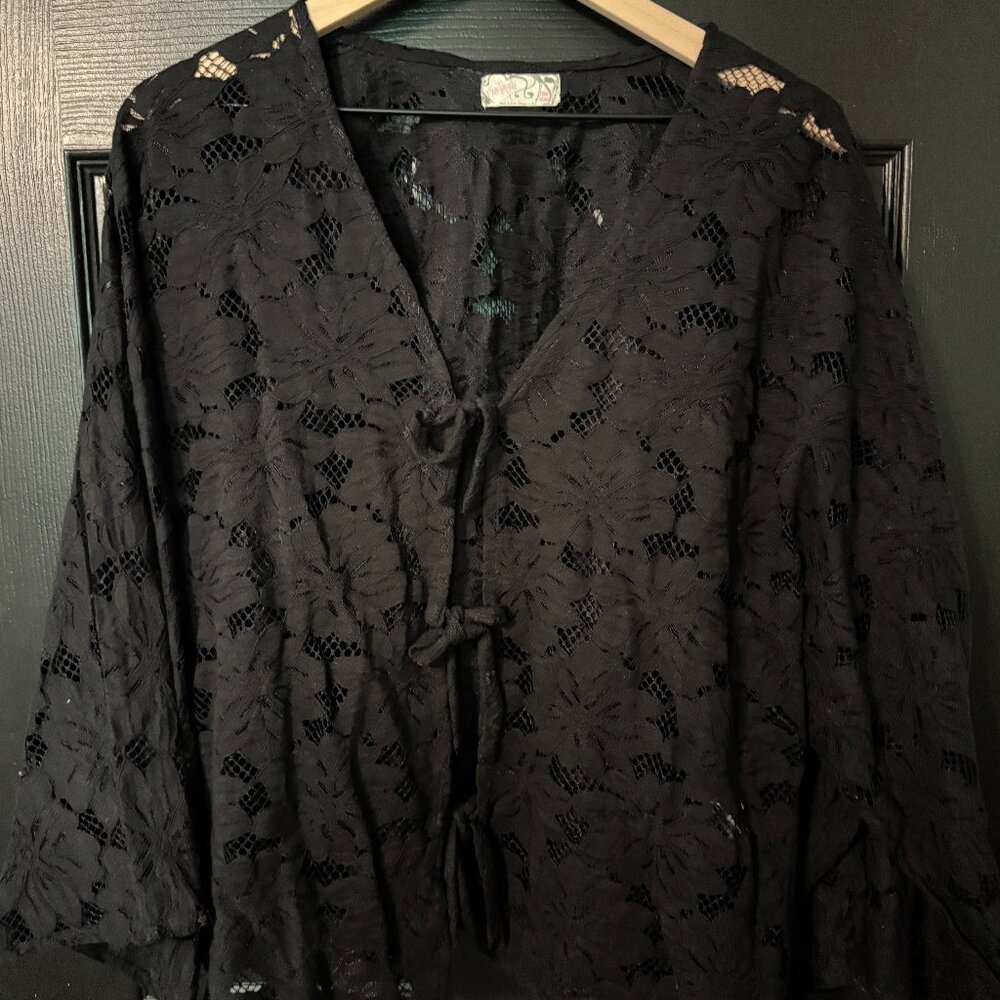 NWOT Free People Tie Front Lace Top Black One Size - Picture 1 of 4